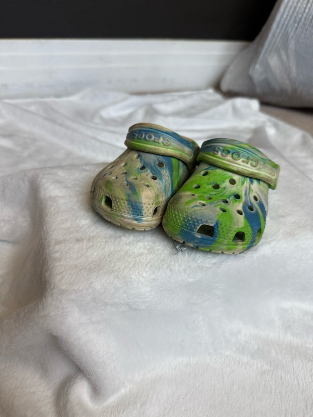 CROCS Kids Tie-Dye Green & Blue Slip-On Clogs